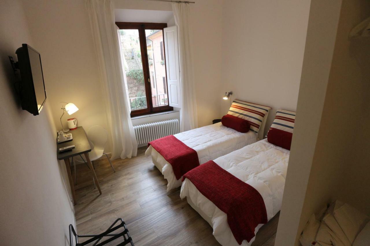 Al 32 B&B Massa Marittima Exterior photo